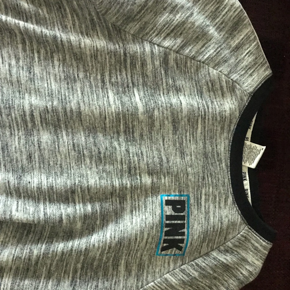 VS Sweater
